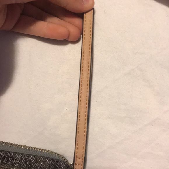 guess wallet - Picture 5 of 5